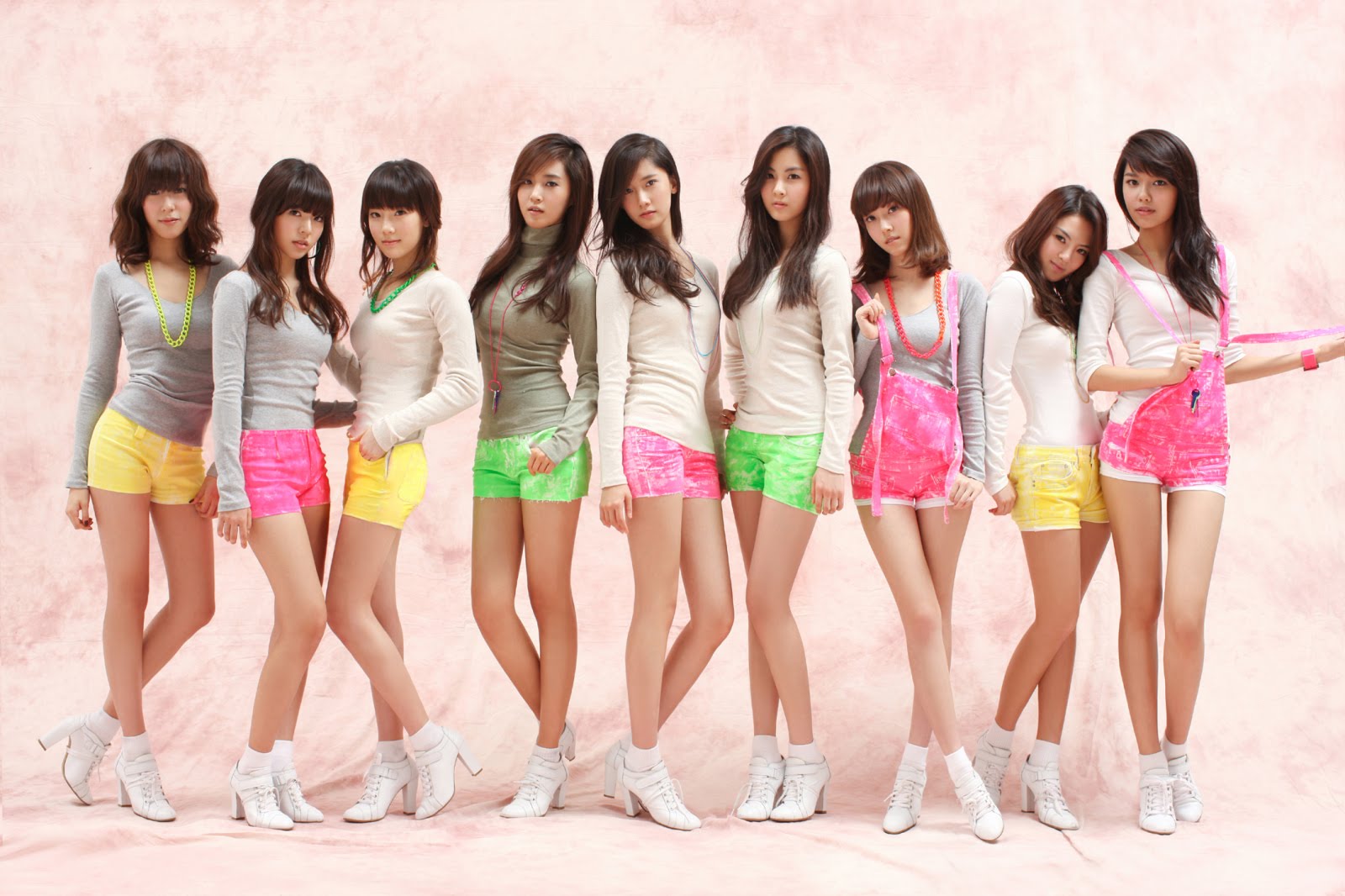 [SNSD+Gee.jpg]