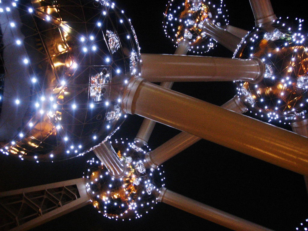 [atomium_night_02.jpg]