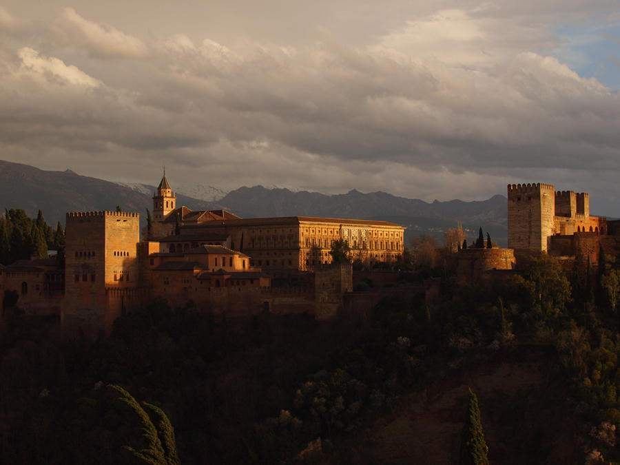 [Granada+-+Alhambra,+puesta+de+sol.jpg]