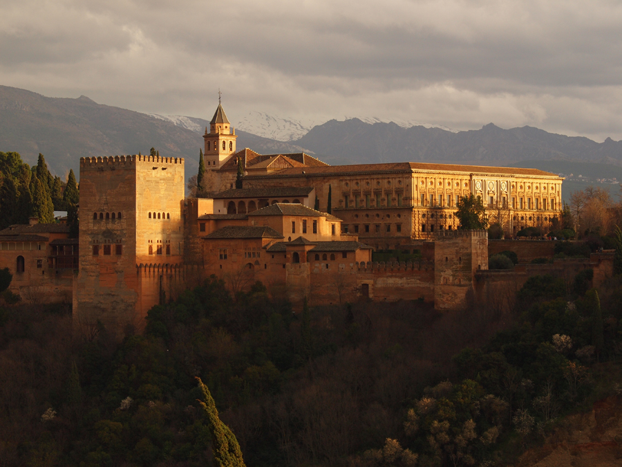 [Granada+-+Alhambra,+puesta+de+sol+(2).jpg]
