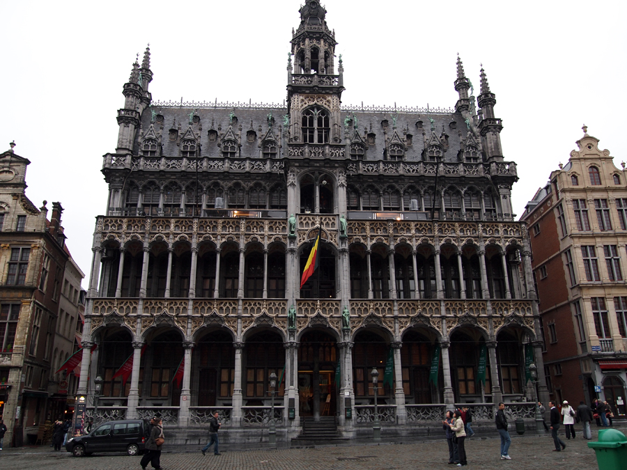 [Bruselas - Grand Place (2).jpg]