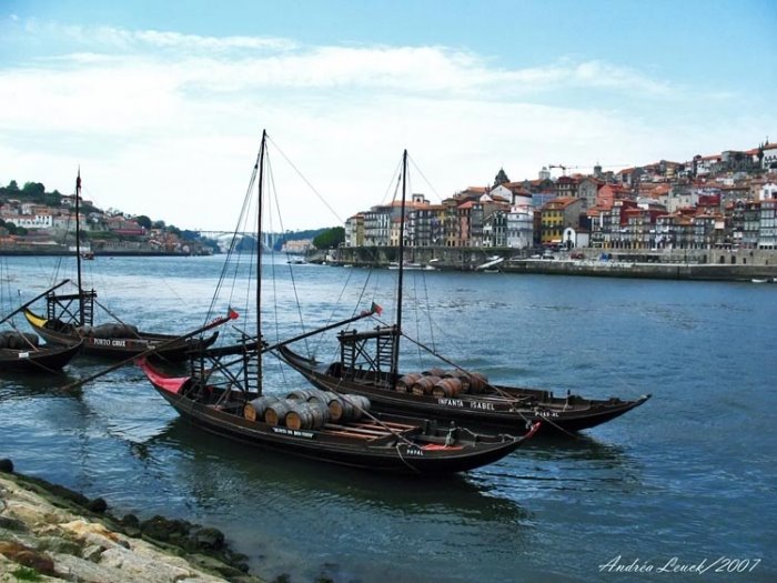 [rio+Douro+e+barcos+rabelos.jpg]