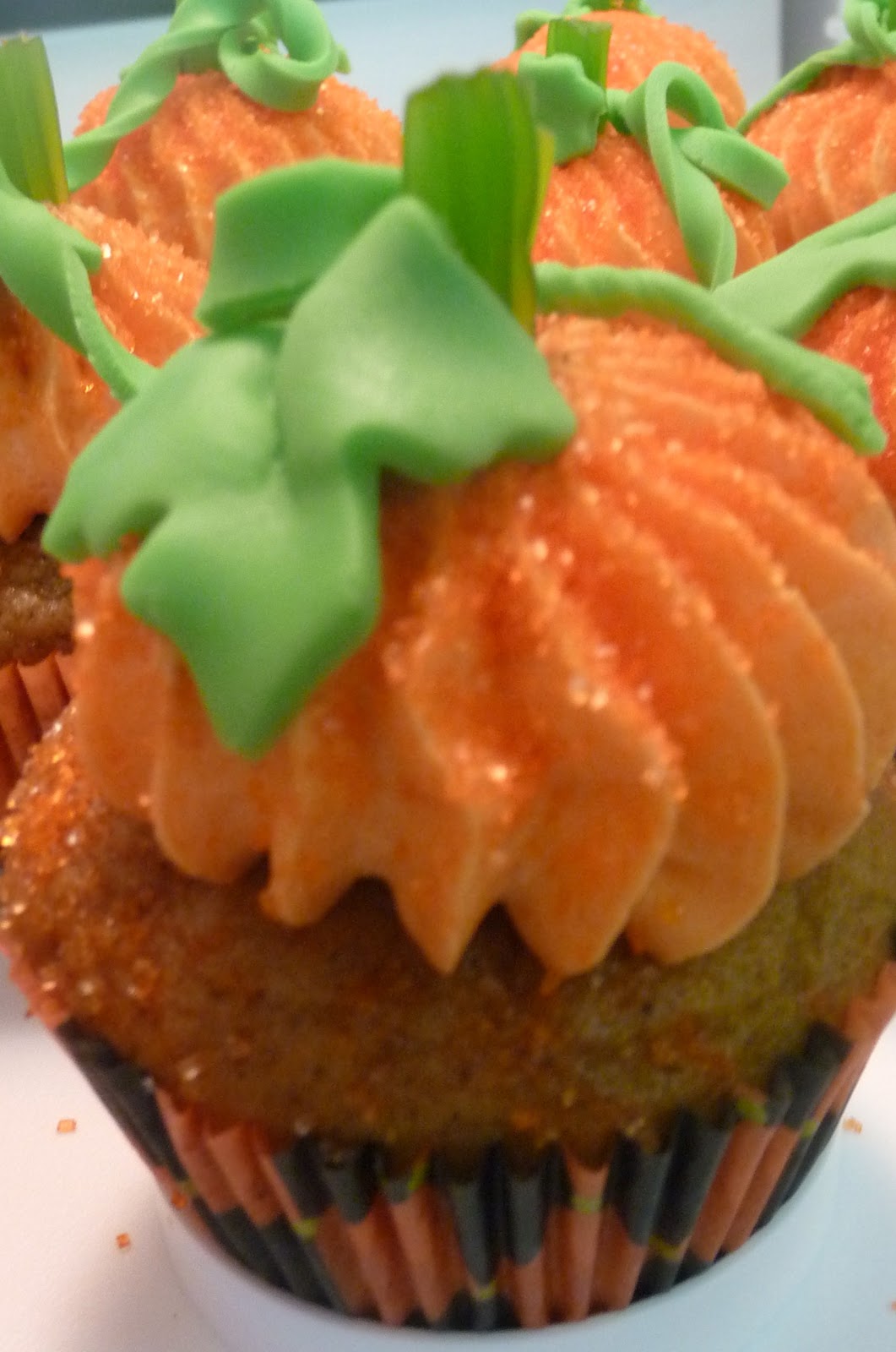 Pumpkin Patch Cookie Cupcakes