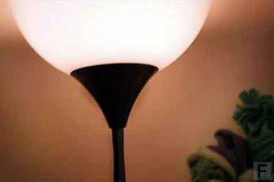 [ES+UNA+LAMPARA-...ENFERMOS.jpg]