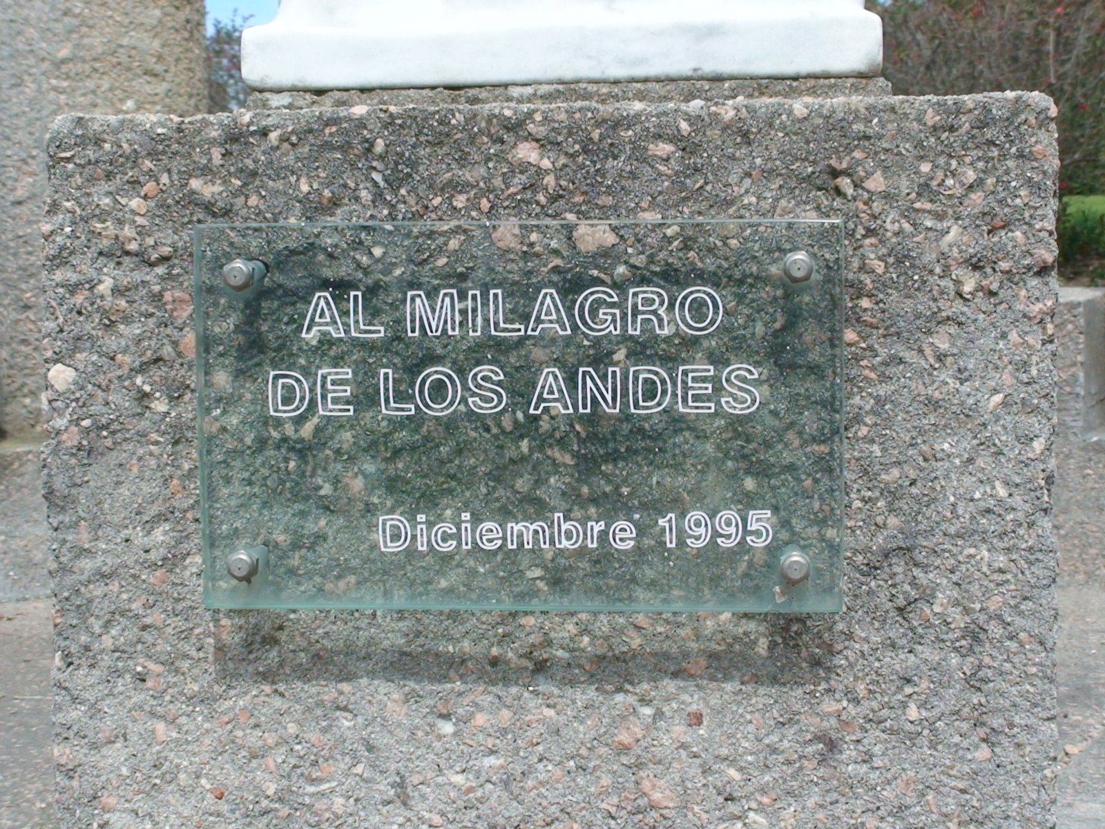 [placa+a+los+andes.JPG]