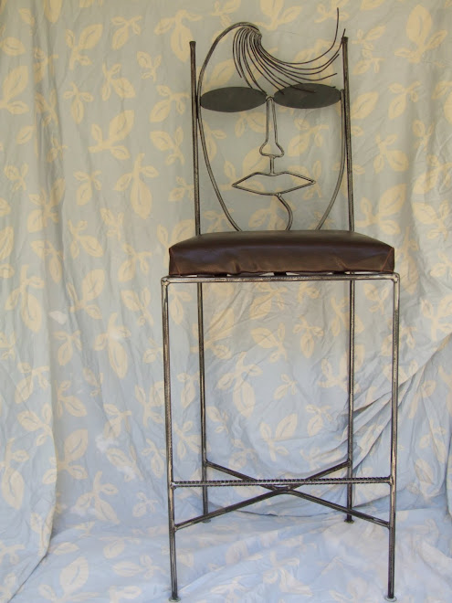 Desdemona Bar Chair