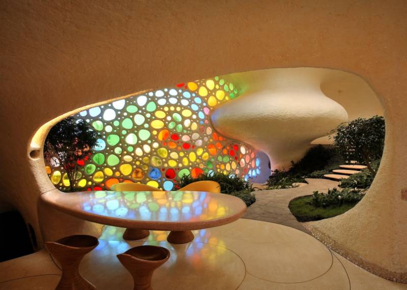 [sachin-tendulkas-shell-house-room.jpg]