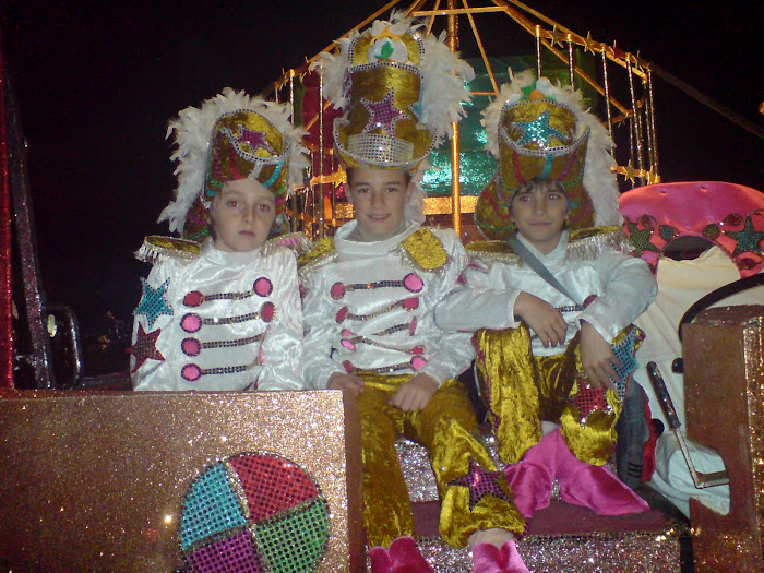 LA ESCOLA EN EL CARNAVAL