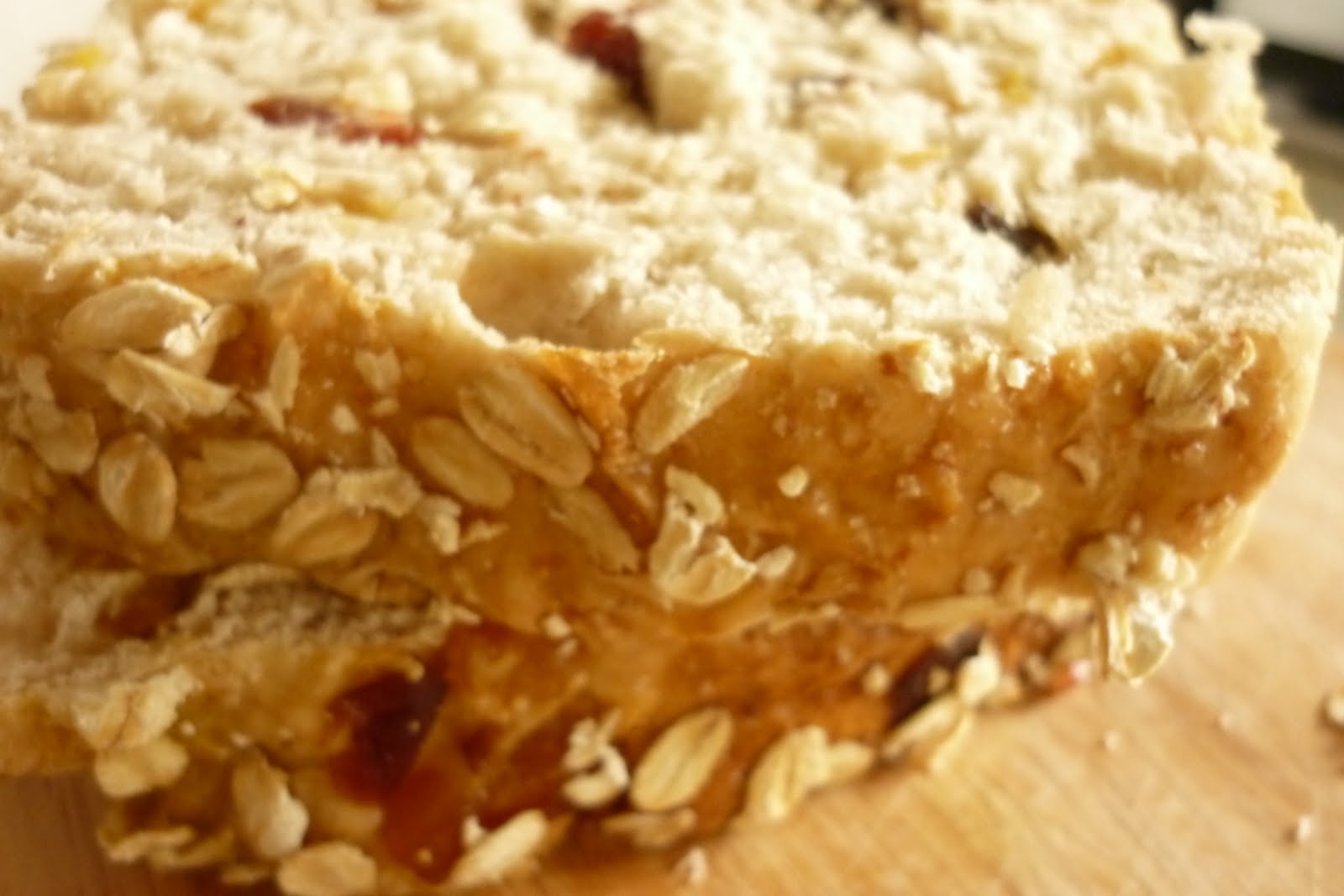 kitchen flavours Fruited Muesli Bread