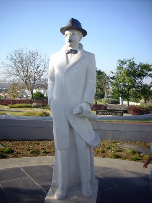 [FERNANDO_PESSOA.JPG]