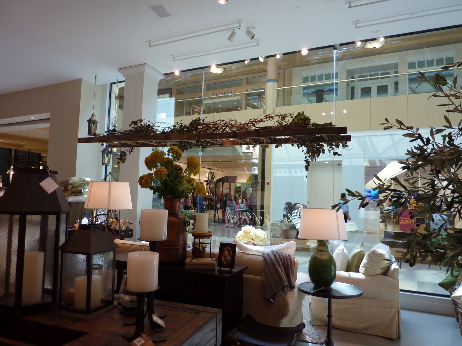 Amber Lane Living Hanging Ladder With Lanterns