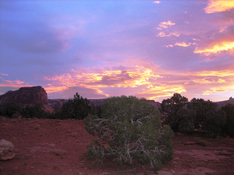 [sunset2.JPG]