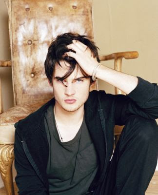 Thomas Cruise//Tom Sturridge Twilight+tom+sturridge