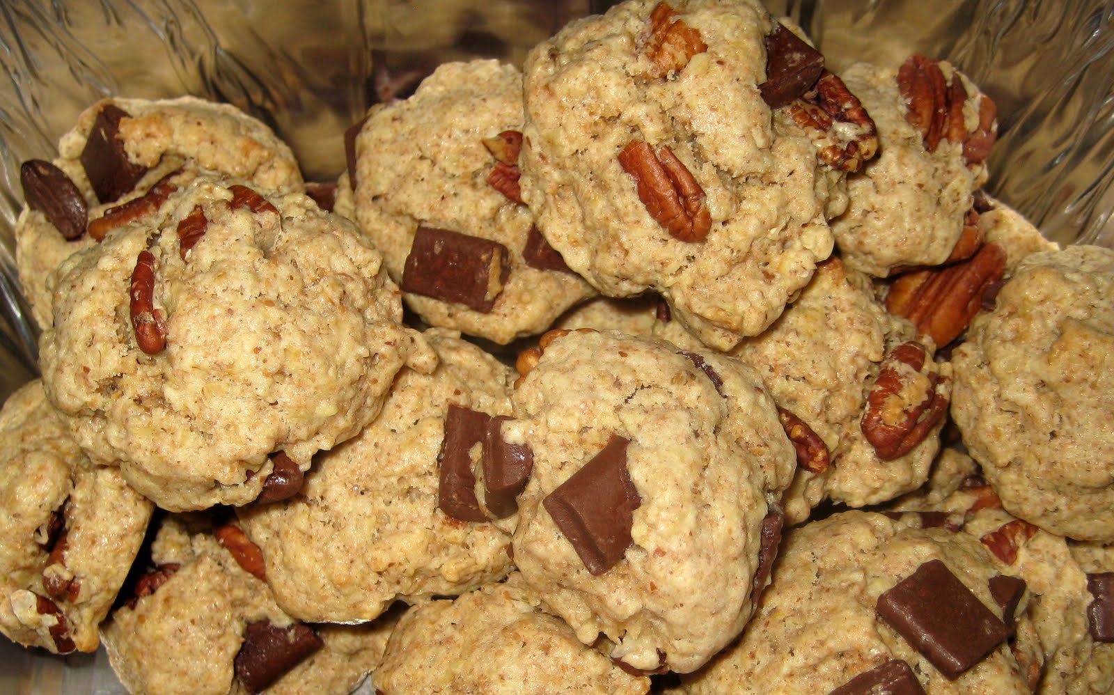 21st Century Urban Pioneers Flax, Pecan, and Dark Chocolate Oatmeal