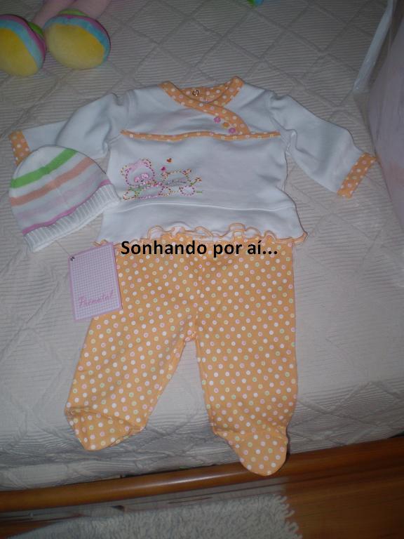 [PB200099.JPG]