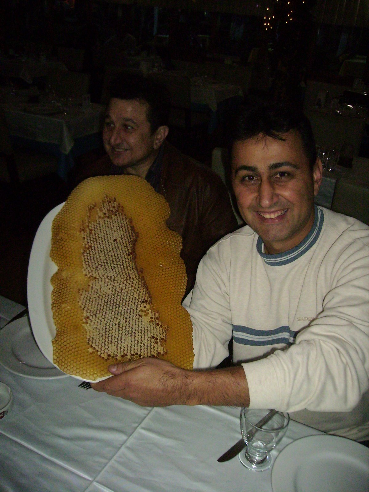 [PB100077.JPG]