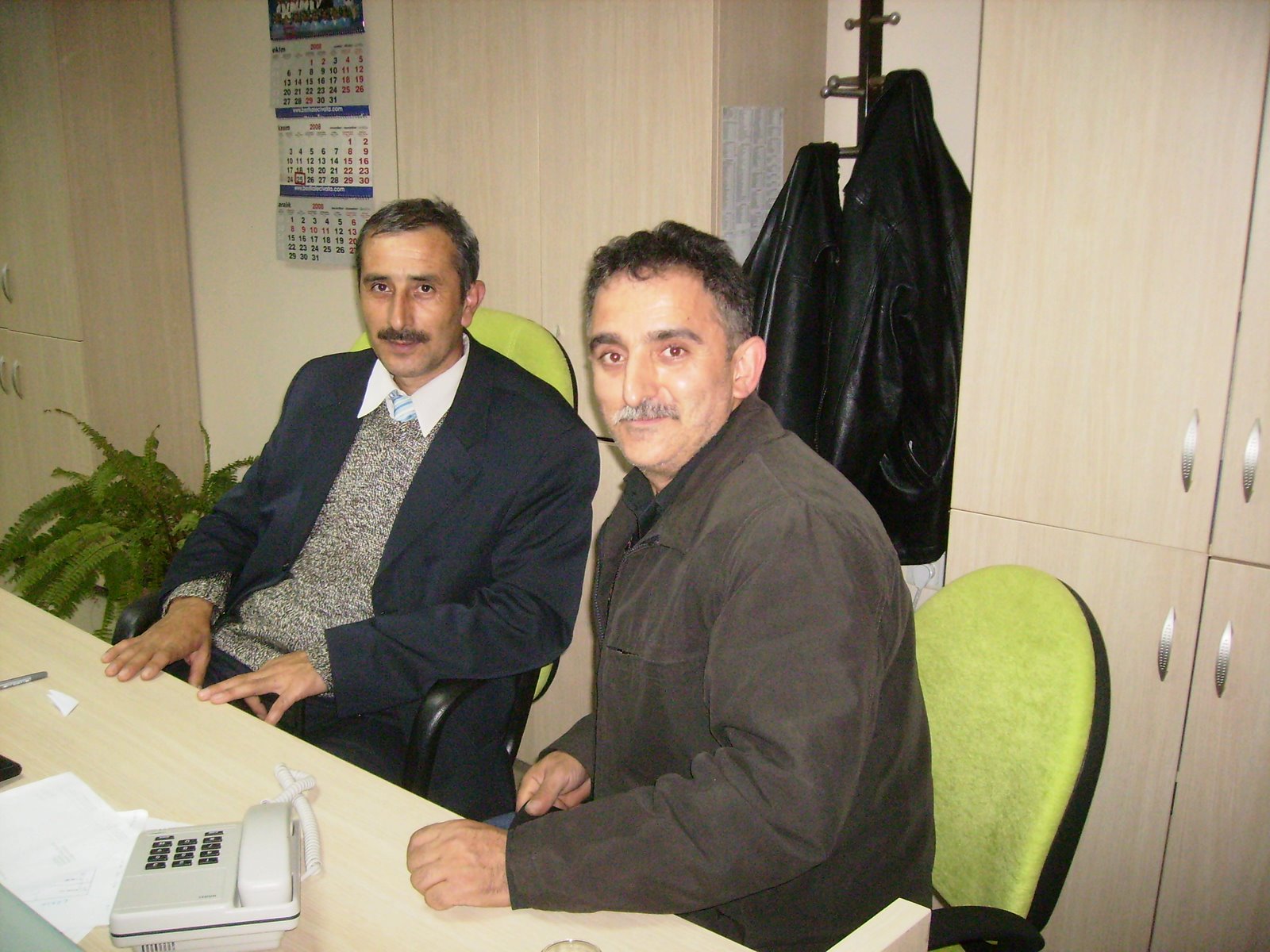 [PB250019.JPG]