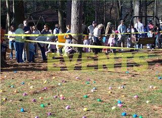 Children hunting beautiful colored(coloured) eggs on Easter egg hunt event(spring event) day in garden park hot wallpaper la pascua