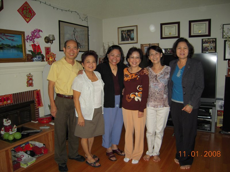 2008 Nov 01 tại nhà anh chị Phùng Thúy Loan
