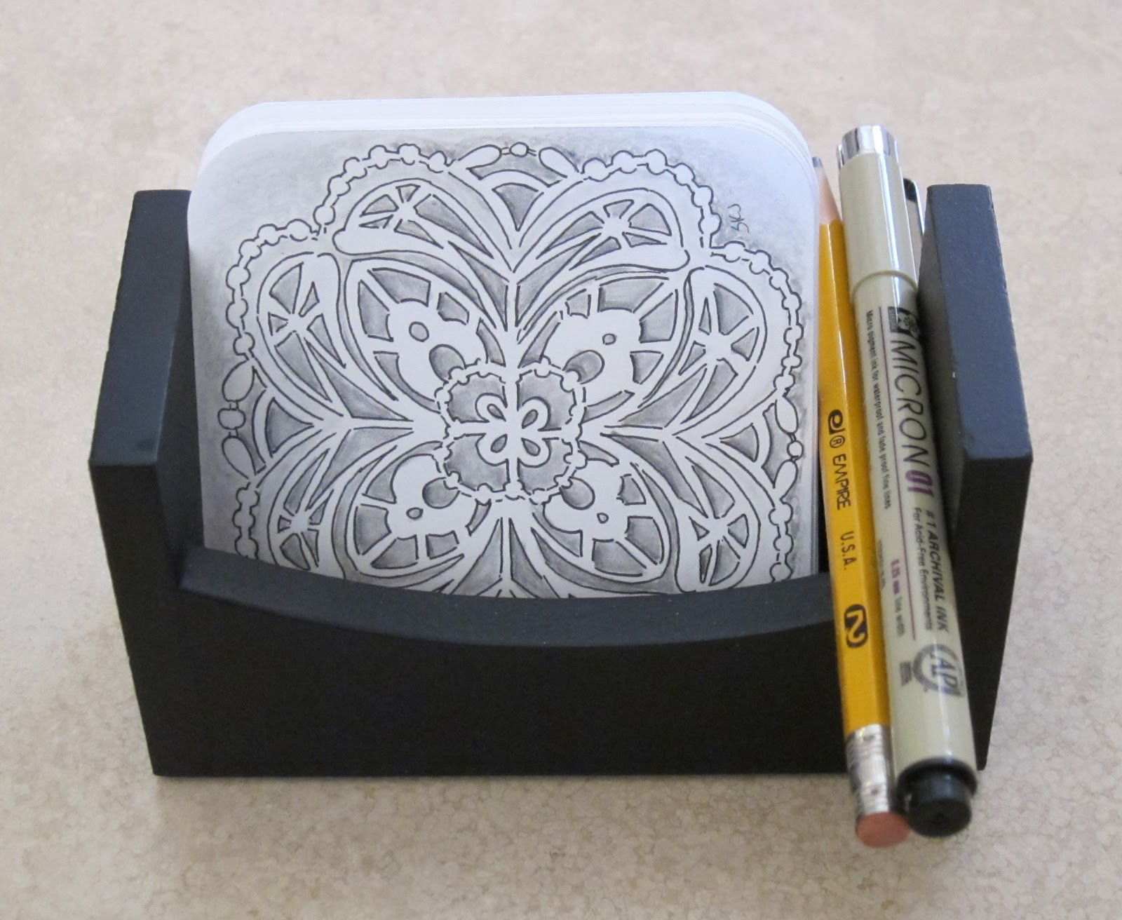 Sue's tangle trips Displaying your Zentangles