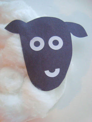 Construction paper sheep face