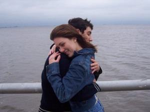 [abrazo1.jpg]