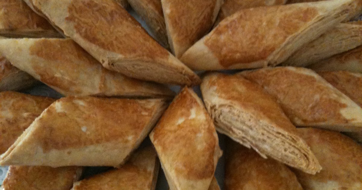 mavirende Tahinli baklava böreği