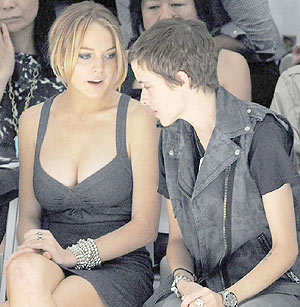 [lindsay-lohan-new-york-fashion-week-3.jpg]