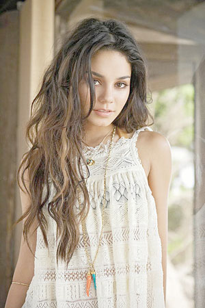 [vanessa-anne-hudgens-pictures-3.jpg]