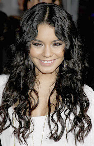 [vanessa-anne-hudgens-high-school-musical-3-7.jpg]