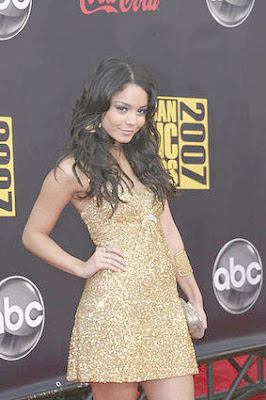 Vanessa Anne Hudgens American Music Awards