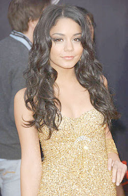 Vanessa Anne Hudgens American Music Awards