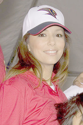 [eva-longoria-stand-for-hope.jpg]