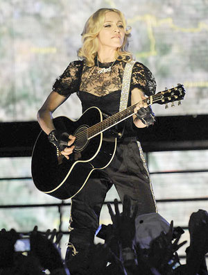 [madonna-concert-photos-11.jpg]