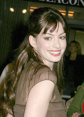 Anne Hathaway Walk the Line
