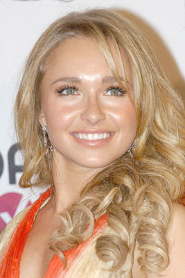 Hayden Panettiere People's Choice Awards Press Room