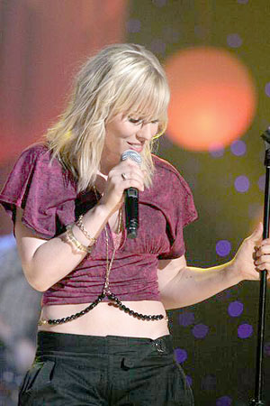 [natasha-bedingfield-nick-lachey-custom-concert-2.jpg]