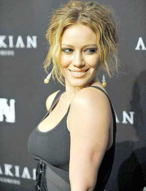 Hillary Duff Beverly Hills Pictures