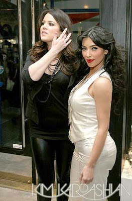 Kim Kardashian Alice & Olivia Show New York City Pics