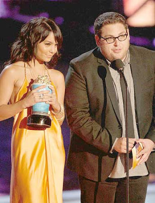 Vanessa Hudgens 18th Annual MTV Movie Awards Show Photos