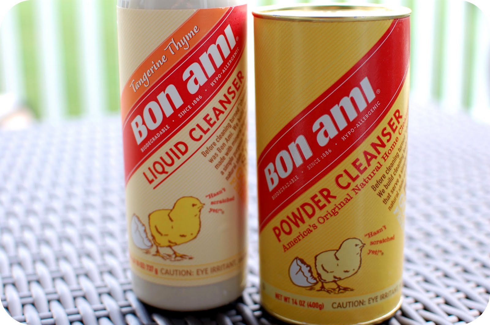 33 Shades of Green Bon Ami Cleaning Product Giveaway