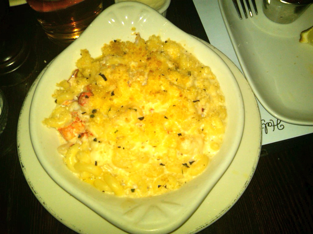 Be Happy NYC Mermaid Inn UWS 1 oysters for Happy Hour!