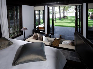 Nam Hai Luxury Resort Villa Massage room design 