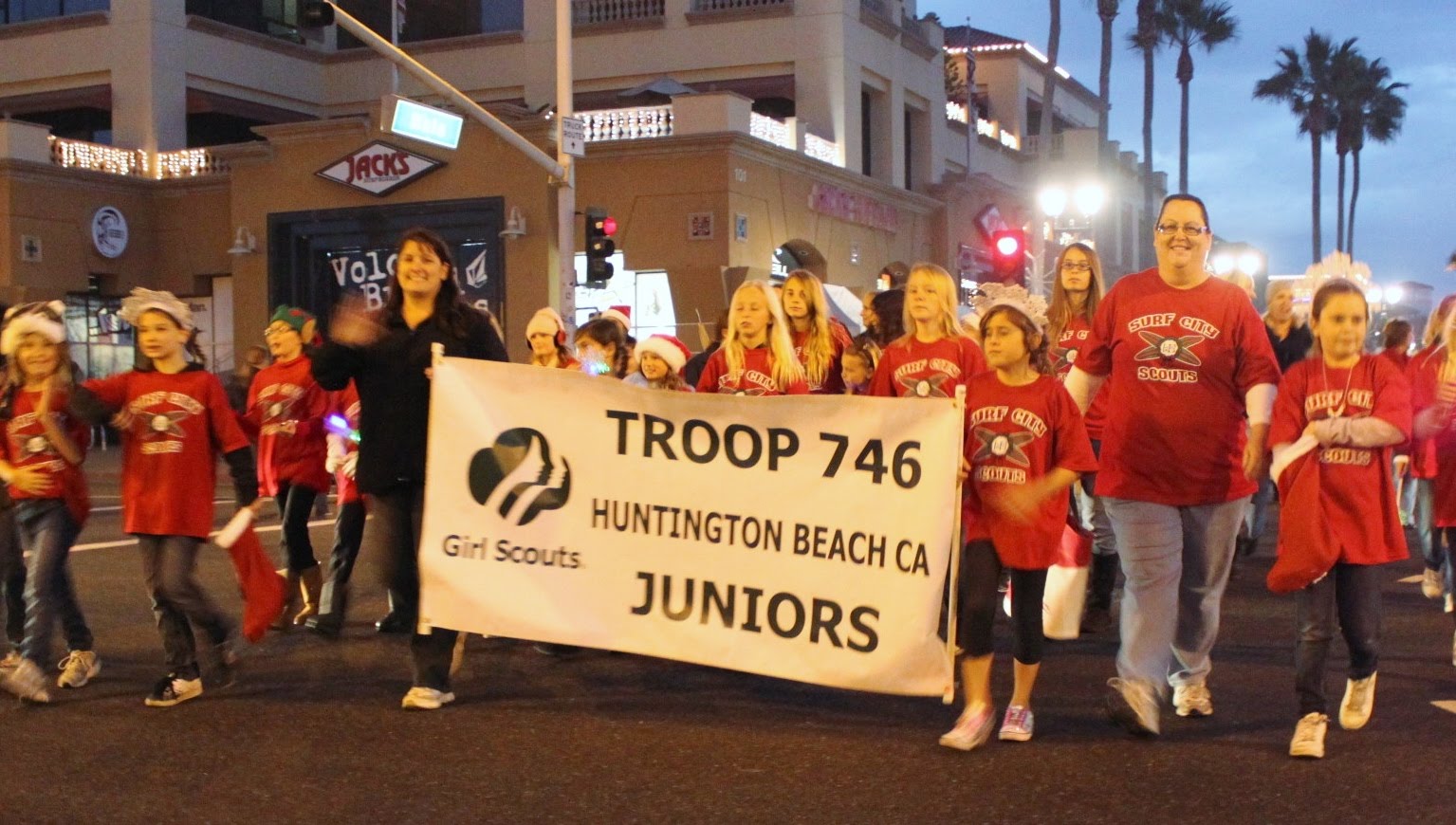 HUNTINGTON BEACH GIRL SCOUT TROOP 746 HUNTINGTON BEACH CHRISTMAS PARADE