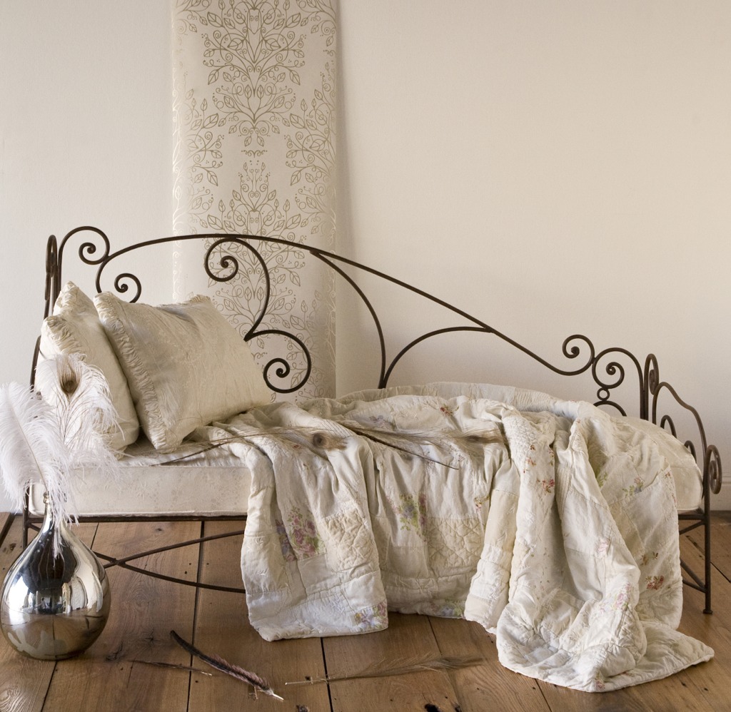 The Art of French Style SPOTLIGHT Bella Notte Linens ON SALE IN STORE