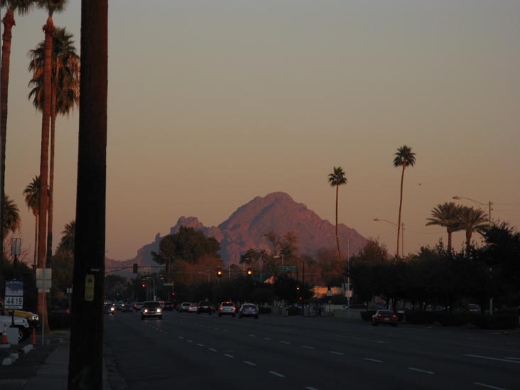[camelbackmtn.jpg]