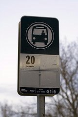 [20080328_blog_busstop.jpg]