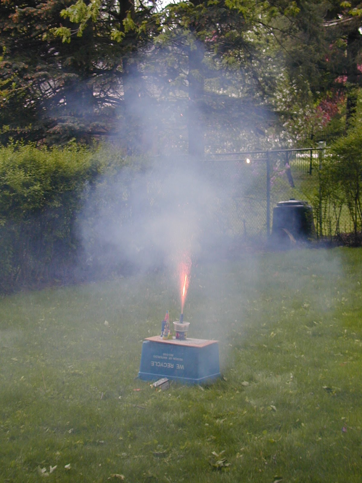 [fireworks3.JPG]