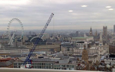 UFO in London