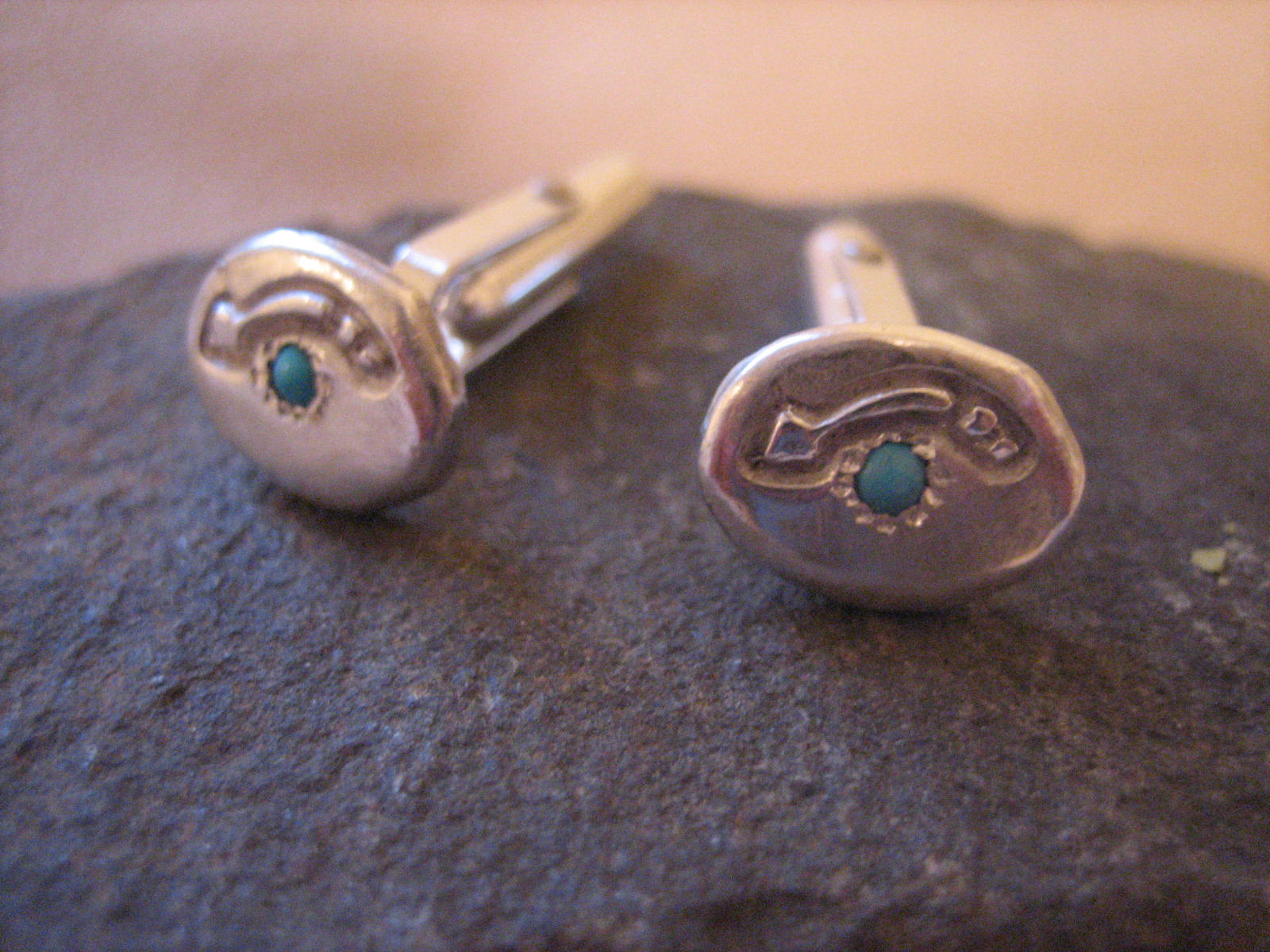 [men+arrow+cuff.jpg]